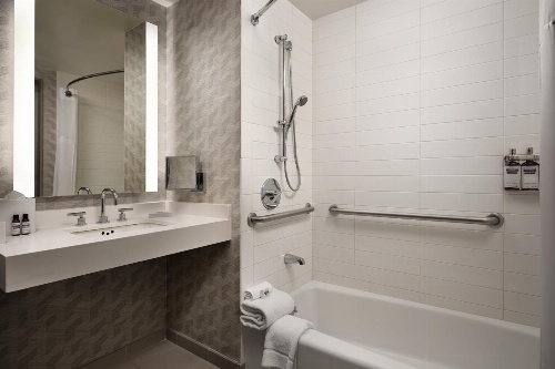 Hyatt Regency Los Angeles International Airport image 1